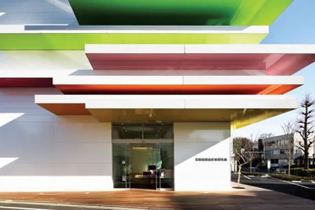 The colours of Money